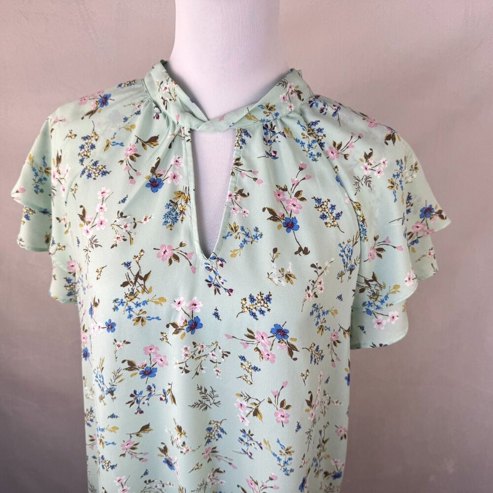 Pleione Top Sz L Sheer Green Floral Tie Around Neck Flutter Short Sleeve - Picture 2 of 7